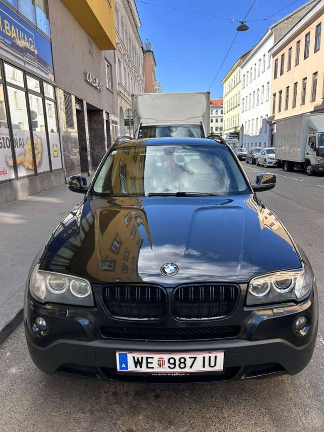 BMW X3 318d ALLRAD SUV / Geländewagen