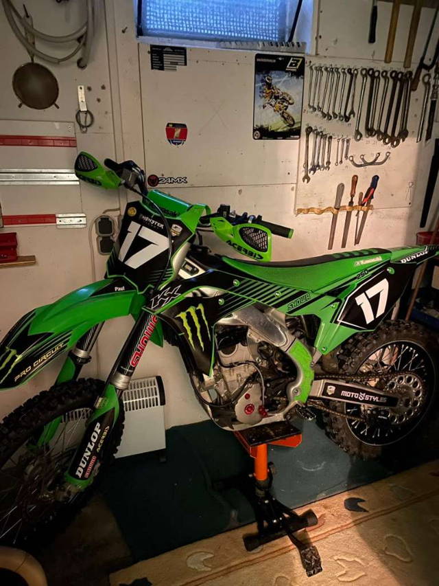 Kawasaki KFX Motocross