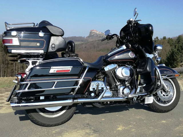 Harley-Davidson Electra HD-E-Glide Classic  +  (Street Glide) Tourer