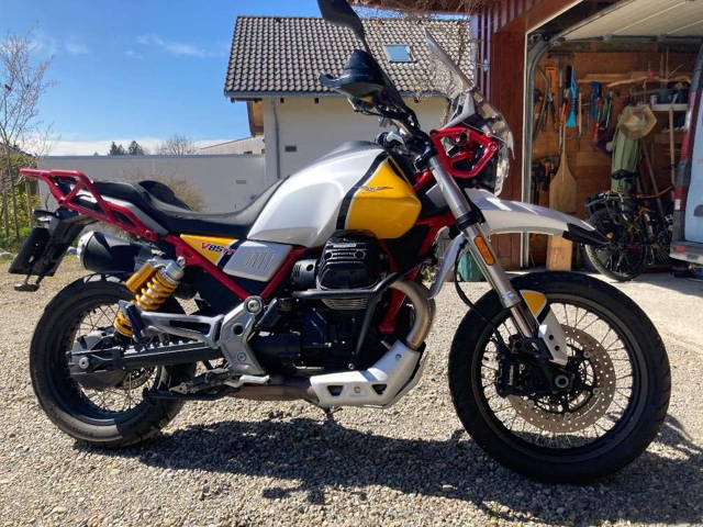 Moto Guzzi V85 TT Tourer