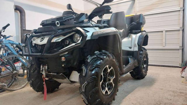 Can-Am Outlander canam outlander 1000 max LTD Quad
