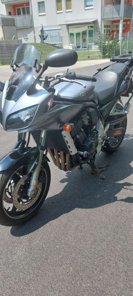 Yamaha FZS Tourer