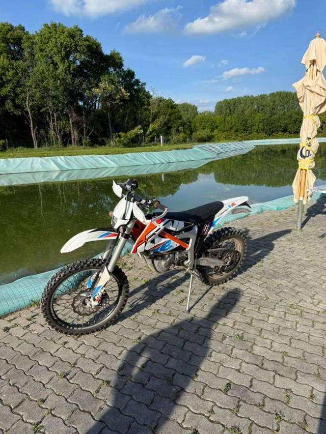 KTM Freeride E-XC Motocross