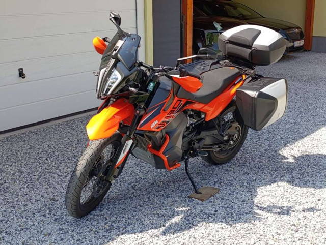 KTM 890 Adventure Tourer