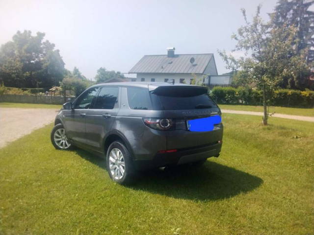 Land Rover Discovery Sport 2,0 TD4 SE SUV / Geländewagen