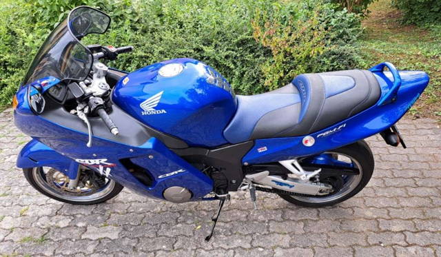 Honda CBR 1100 Super Blackbird Tourer