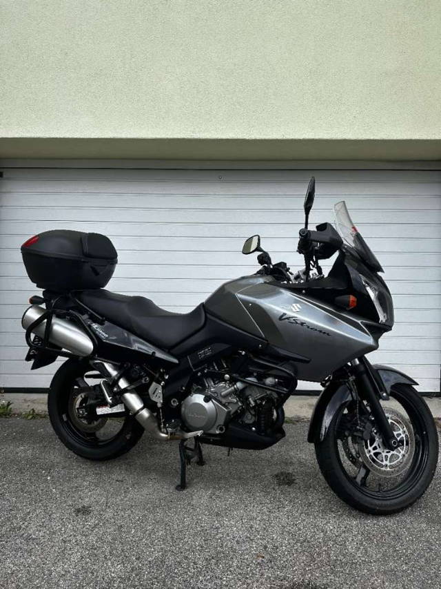 Suzuki V-Strom DL 1000 Tourer