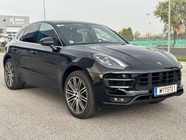 Porsche Macan *Turbo 3.6 Modell - 2017 * FINANZIERUNG SUV / Geländewagen