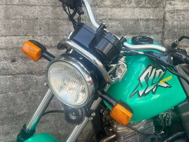 Honda HONDA SLR 650 / LUFTGEKÜHLTER DINOSAURIER / MIT WENIG KM / Tourer