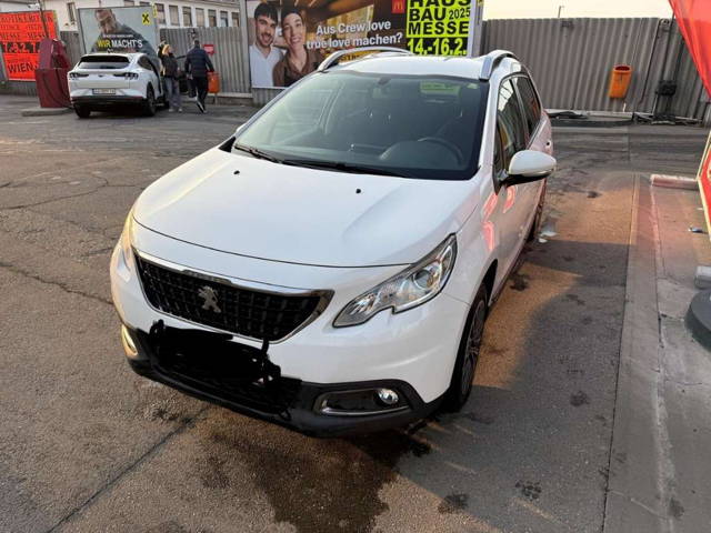 Peugeot 2008 1,3 PureTech 110 S&S Active SUV / Geländewagen
