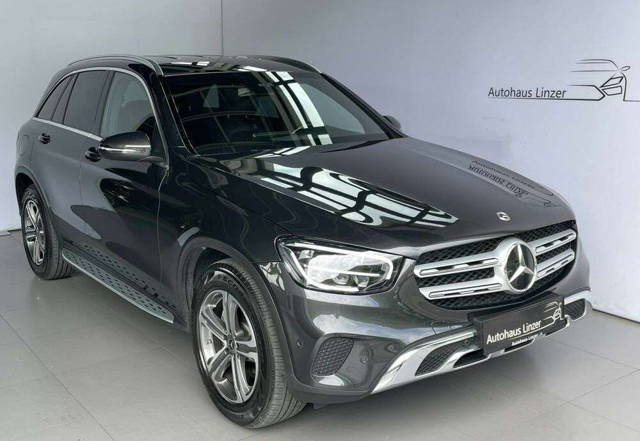 Mercedes-Benz GLC-Klasse GLC 220d 4Matic AMG *LED*StHz*AHK*DAB*CAM*Ambiente SUV / Geländewagen