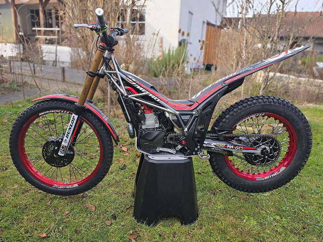Vertigo Nitro Titanium 300 limitierte Serie Trial
