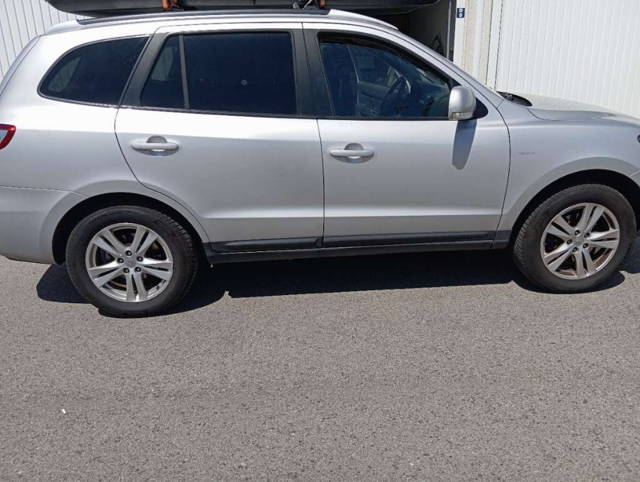 Hyundai Santa Fe Kombi Hyundai Santa Fe 2,2 CRDI VGT 2WD SUV / Geländewagen