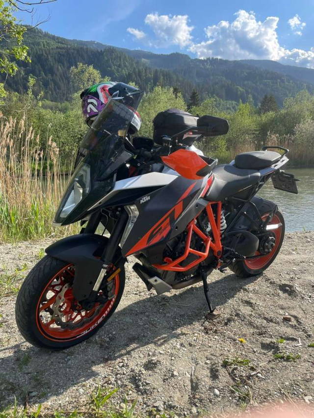 KTM Super Duke KTM 1290 Super Duke GT Tourer