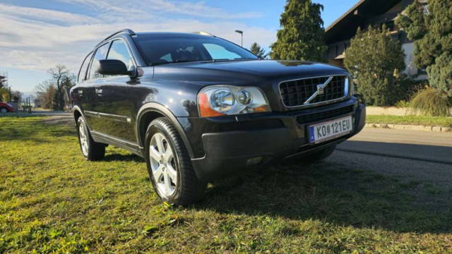 Volvo XC90 SUV / Geländewagen