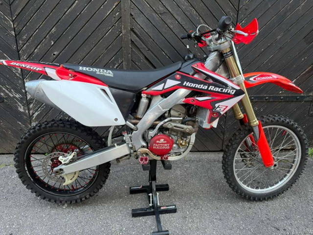 Honda CRF 250 R Motocross