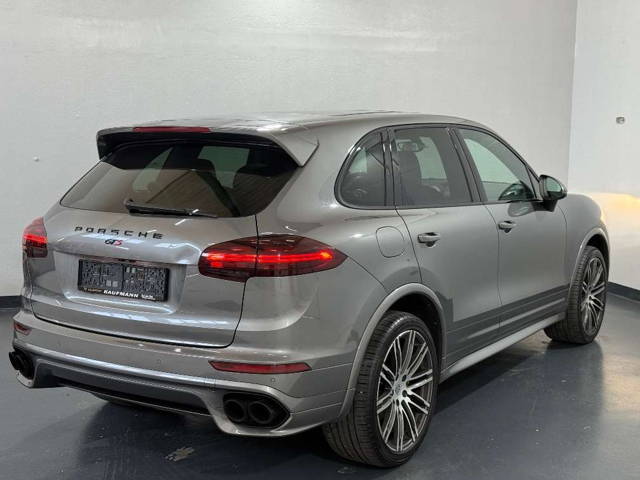 Porsche Cayenne II 3,0 Aut. *SPORT-DESIGN* *TUORBO 3 FELGEN (REIFEN NEU)* *FINANZIERUNG OHNE ...