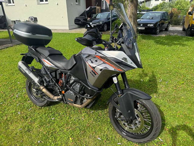 KTM 1190 Adventure Tourer