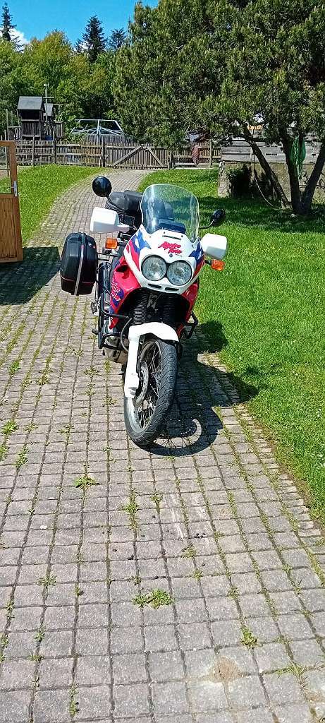 Honda XR Africa Twin XRV 750T Enduro