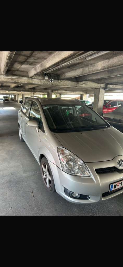 Toyota Corolla Verso SUV / Geländewagen