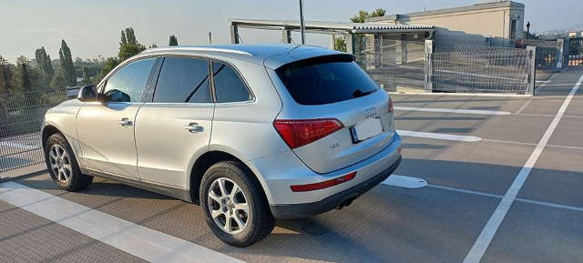 Audi Q5 2,0 TDI DPF quattro SUV / Geländewagen