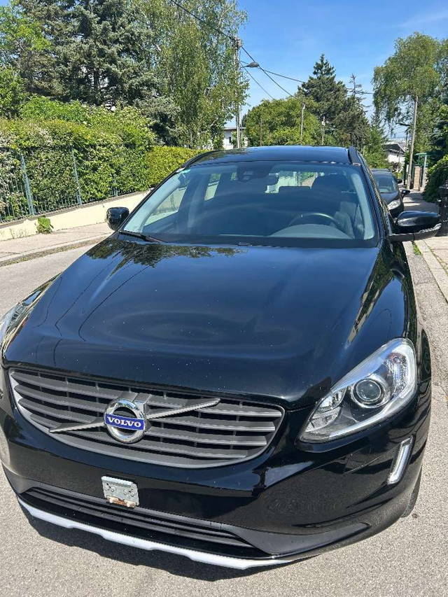 Volvo XC60 D4 mit Original Volvo Polestar 220 PS SUV / Geländewagen