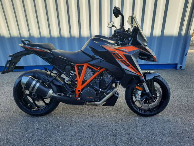 KTM 1290 Super Duke GT Tourer
