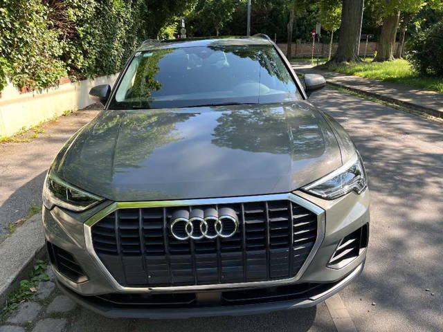 Audi Q3 35 TFSI S-tronic SUV / Geländewagen