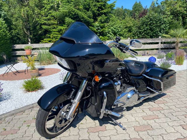 Harley-Davidson Road Glide FLTRXS Special Tourer