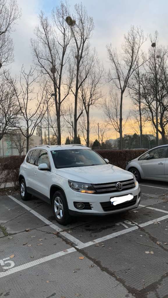 VW Tiguan 2.0 tdi SUV / Geländewagen