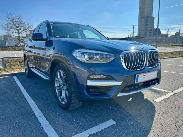 BMW X3 xDrive20i SUV / Geländewagen