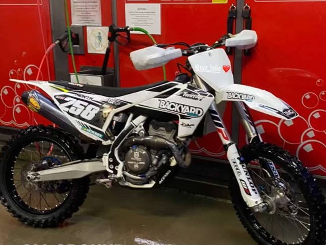 Husqvarna FC Motocross