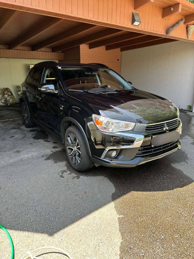 Mitsubishi ASX 2,2 DI-D AT 4WD Intense SUV / Geländewagen