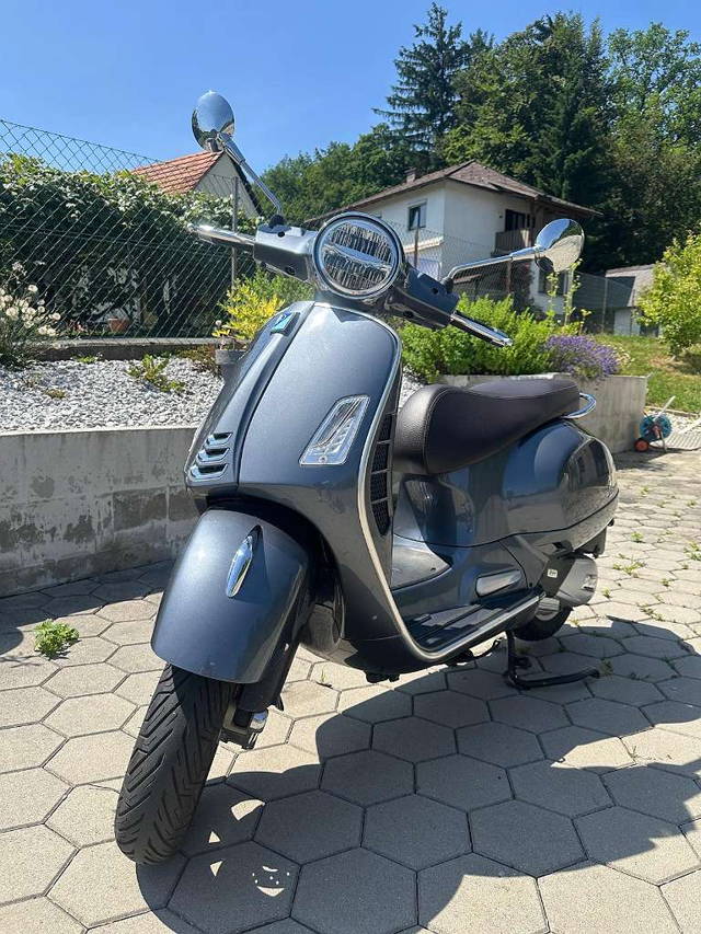 Vespa GTS 125 Tourer