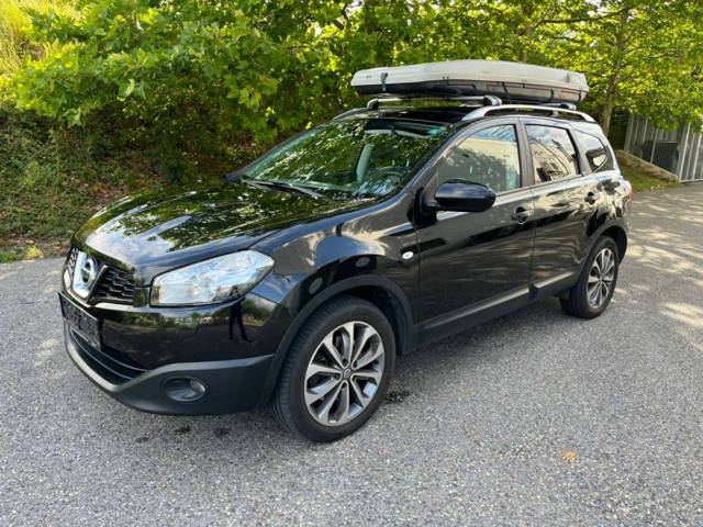 Nissan Qashqai 2.0 Qashqai +2 Automatik SUV / Geländewagen