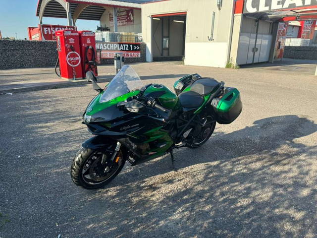 Kawasaki Ninja H2 SX SE Tourer