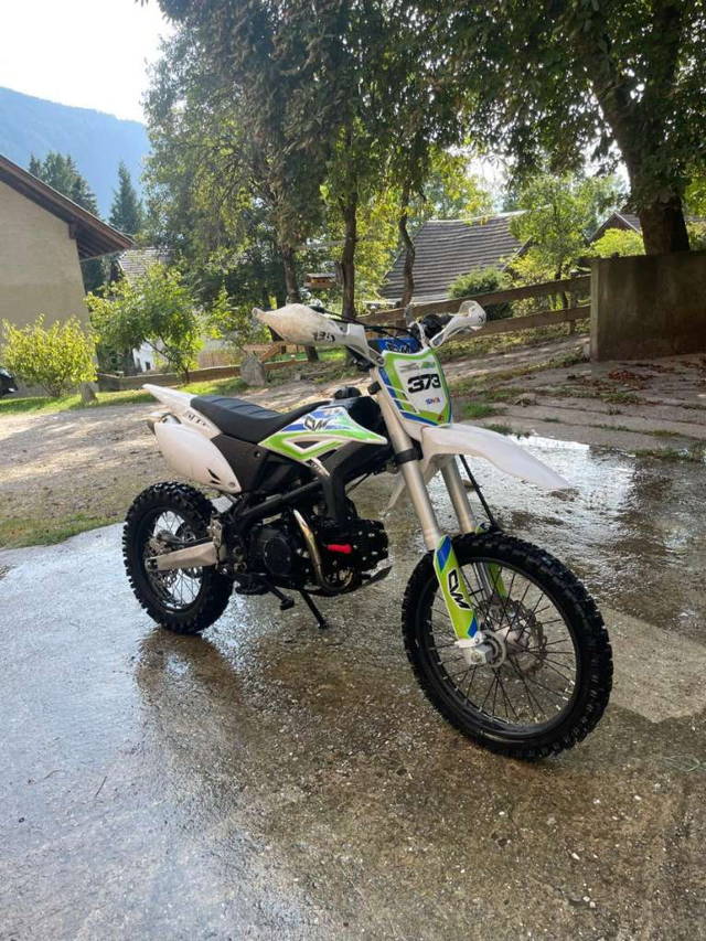 Apollo RFZ Motocross