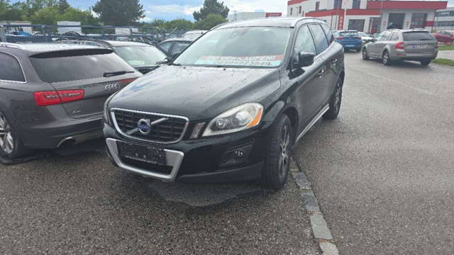 Volvo XC60 2.4 D5 Sehr Gepflegt Langjähriger Besitz ÖAMTC SUV / Geländewagen
