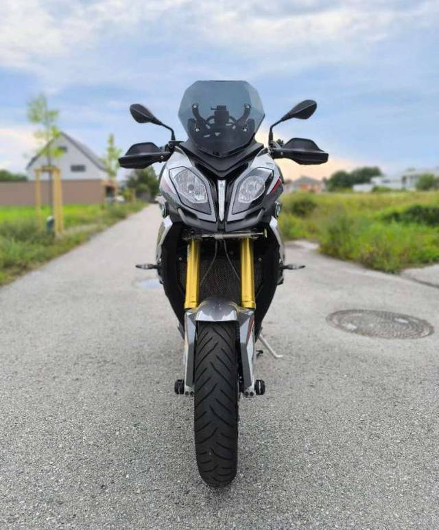 BMW S 1000 XR Tourer