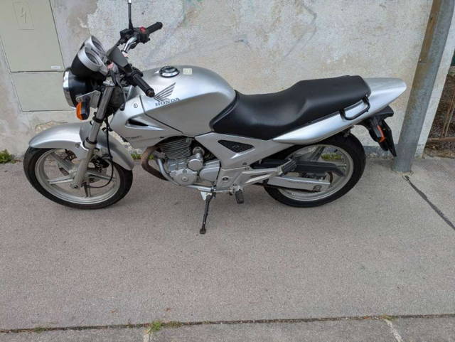 Honda CBF 250 Tourer
