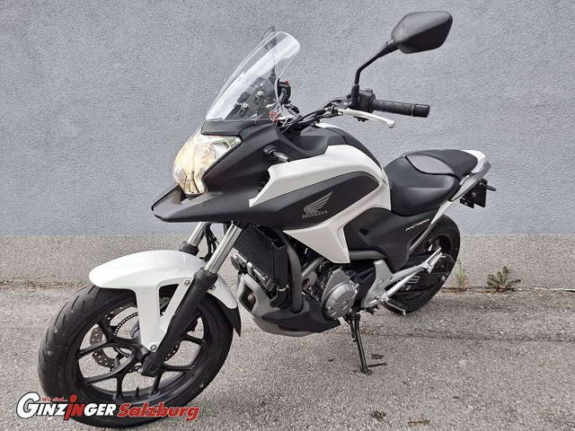 Honda NC 700X A 2 Motorrad Enduro