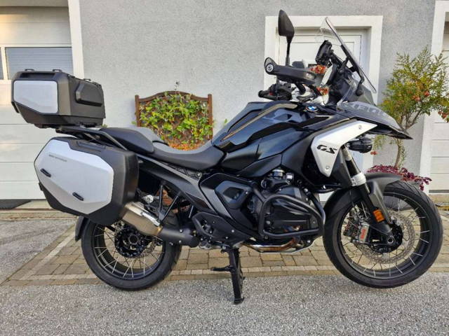 BMW R 1300 GS Triple Black mit Kofferset u.inkl.5 Gar. Enduro
