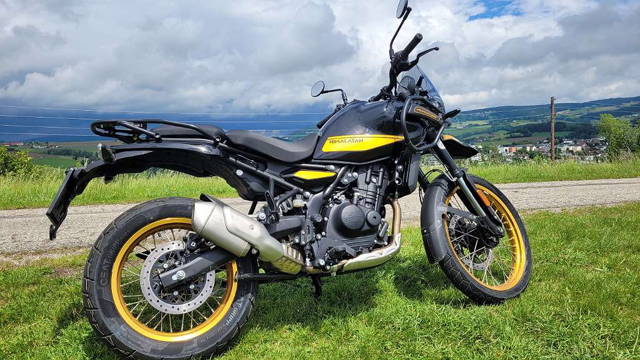 Royal Enfield Himalayan 450 Enduro