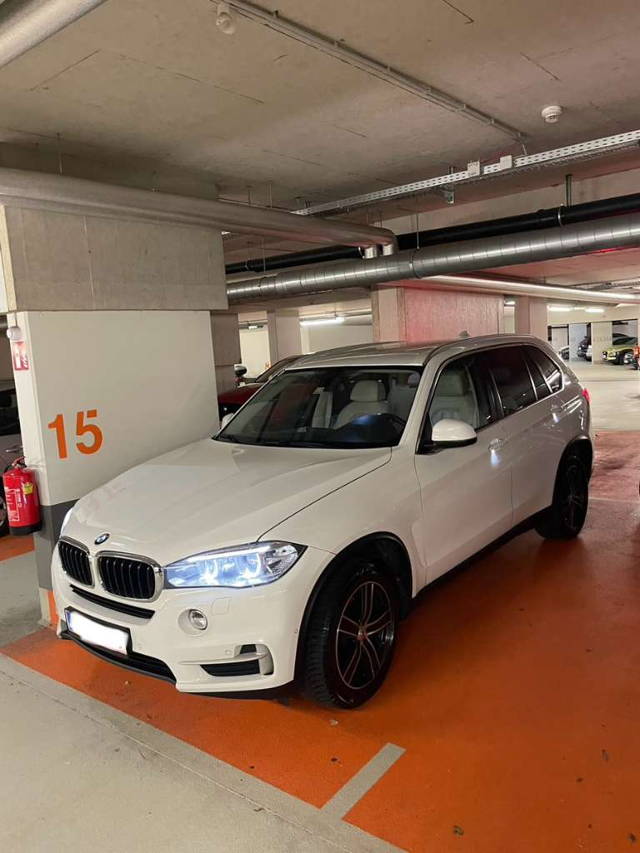BMW X5 2,5 SUV / Geländewagen