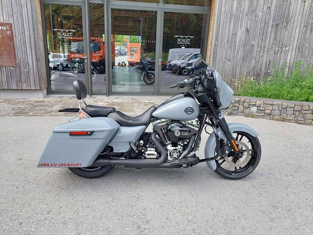 Harley-Davidson Street Glide FLHX Tourer
