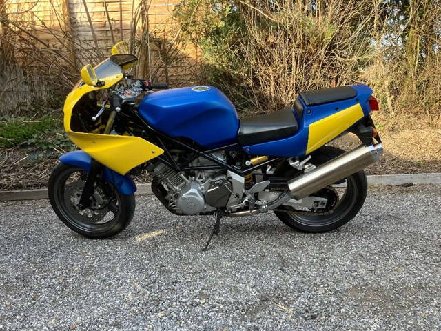 Yamaha TRX 850 Tourer