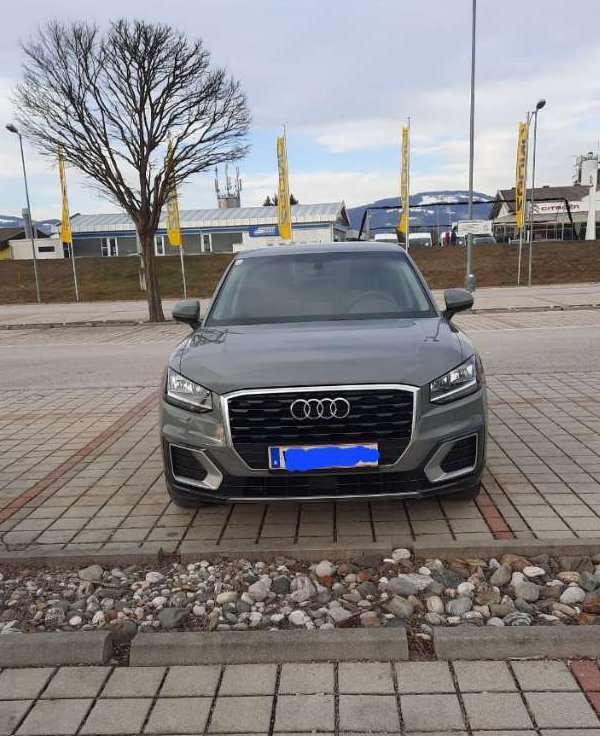 Audi Q2 30 TFSI SUV / Geländewagen