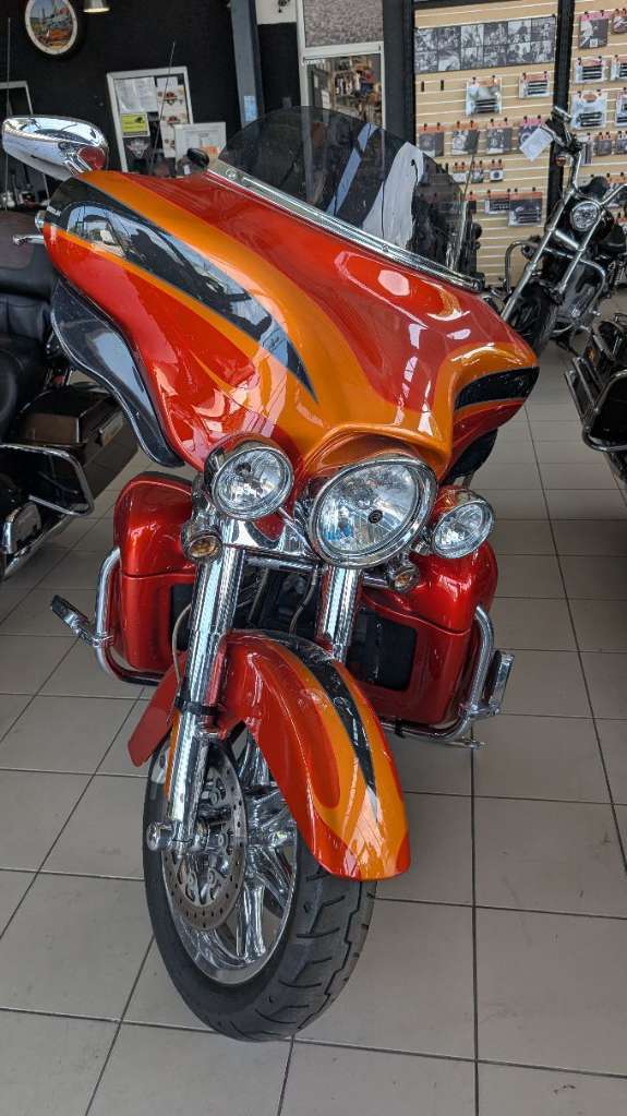 Harley-Davidson CVO FLHTCUSE8 CVO ULTRA LIMITED Tourer