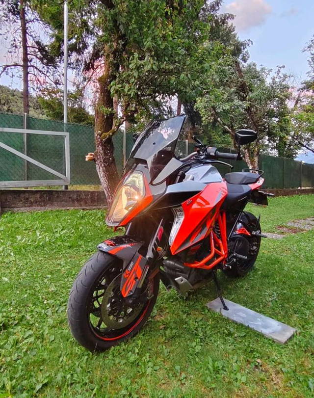 KTM 1290 KTM Super Duke GT Tourer