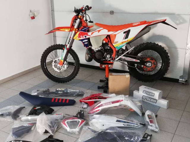 KTM 250 EXC TPI Sixdays ; N10Z Fahrwerksumbau ; 24 BH. Enduro
